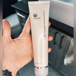 Nu Skin ageLOC Dermatic Effects Cream - White